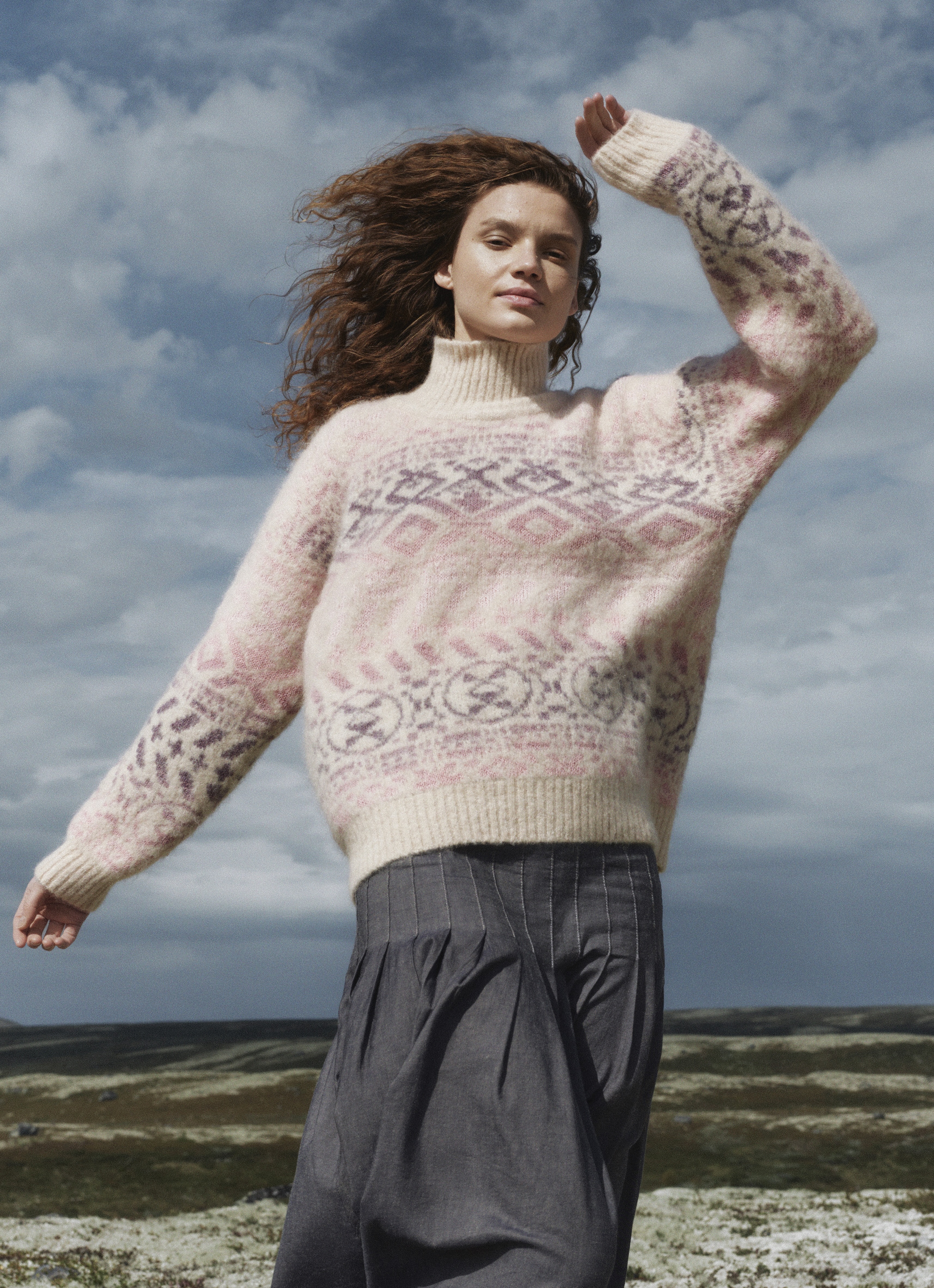 Highland Women's Sweater Offwhite  Pink Ombre